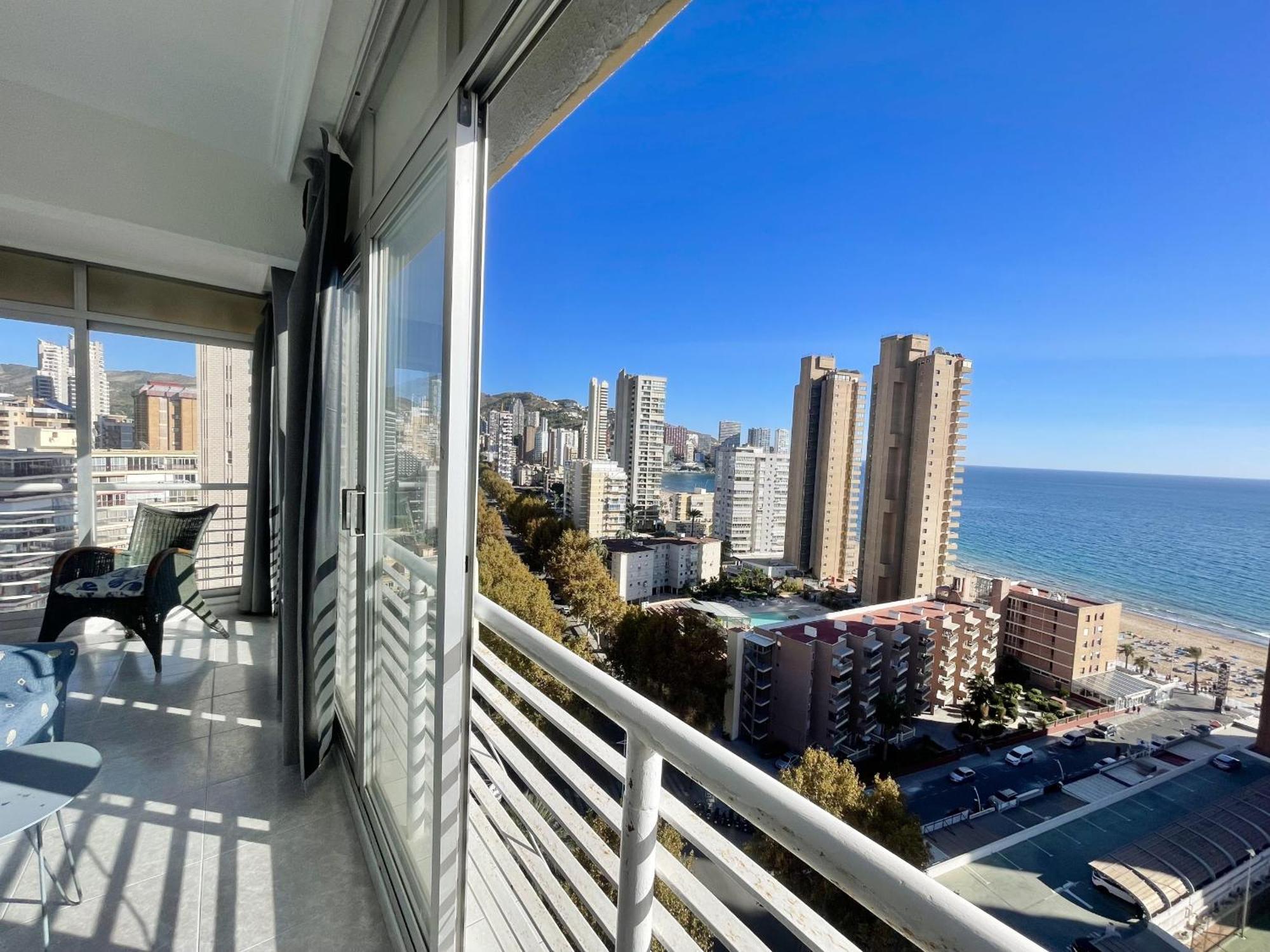 Caballos Apartment เบนิดอร์ม ภายนอก รูปภาพ